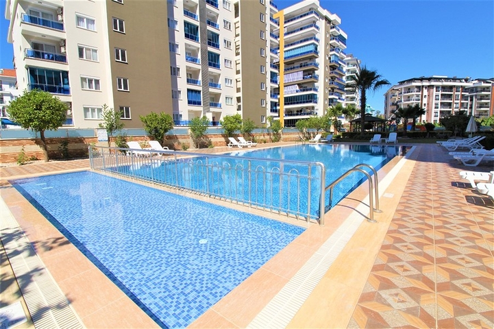1+1 apartment in Mahmutlar district