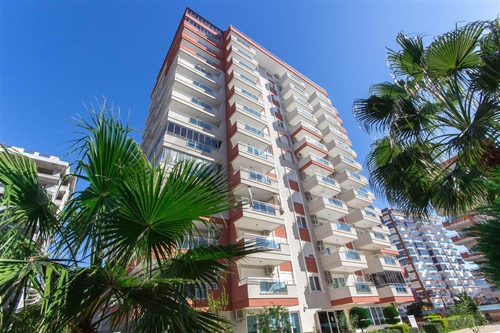 1+1 apartment in Mahmutlar district