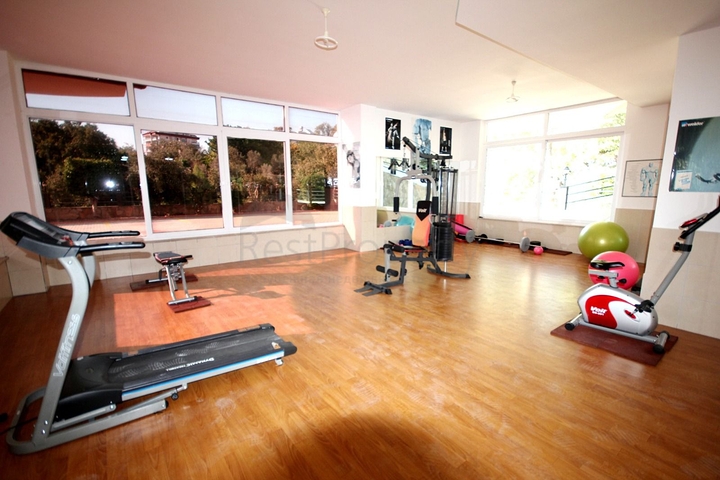 Spacious 3+1 penthouse in Avsallar district