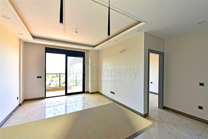 A club-type complex under construction in the Oba area