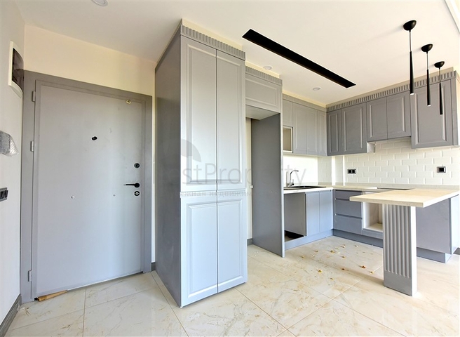 A club-type complex under construction in the Oba area