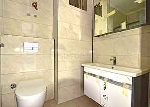 A club-type complex under construction in the Oba area