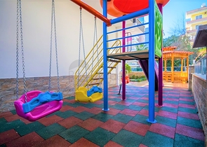 Spacious penthouse on the Mediterranean coast