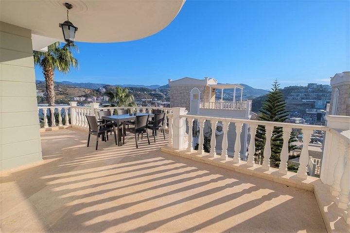 Luxury villa complex