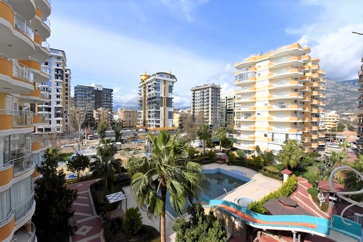 3+1 apartment in Mahmutlar district