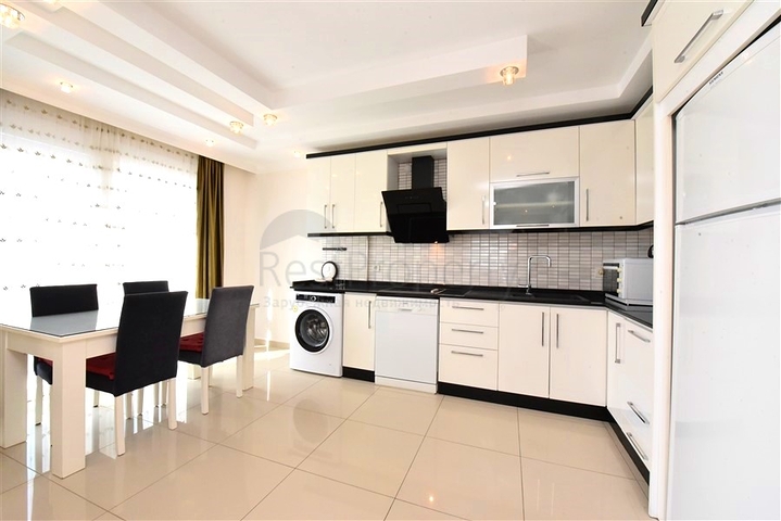 2+1 apartment 50 m from the sea in Kestel area 