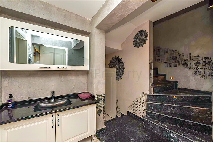 3+1 villa for sale in Kargicak area