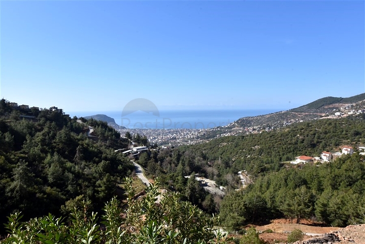 3+1 villa in the center of Alanya