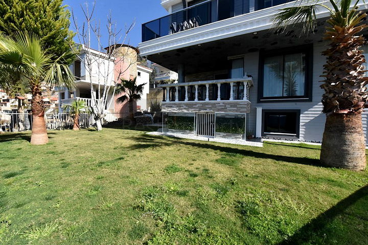 3+1 villa in the center of Alanya