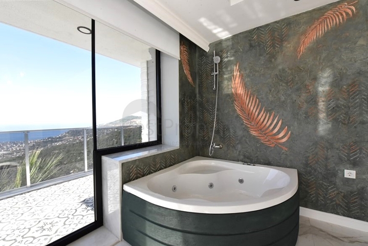 3+1 villa in the center of Alanya