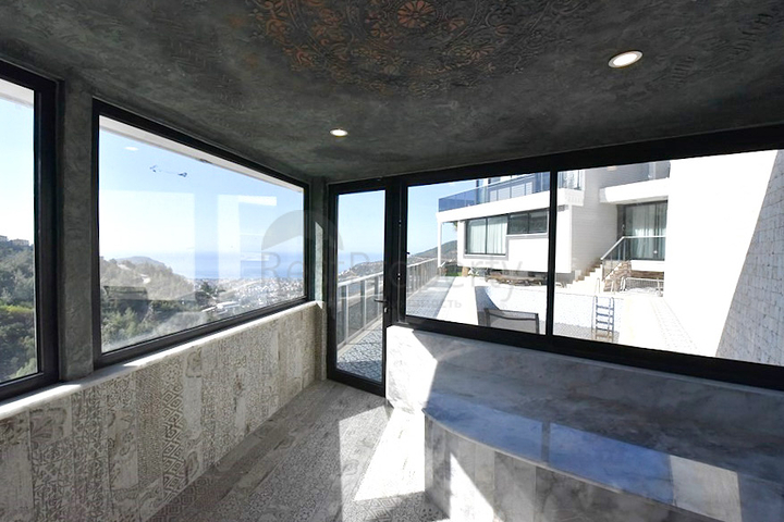 3+1 villa in the center of Alanya