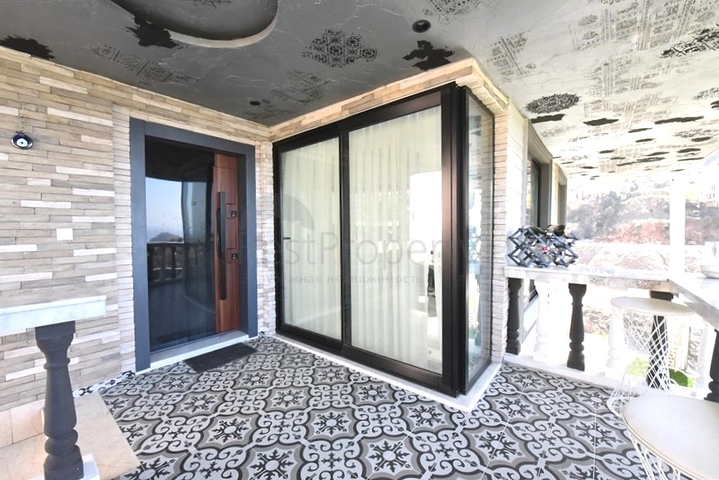 3+1 villa in the center of Alanya