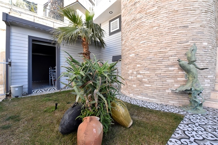 3+1 villa in the center of Alanya