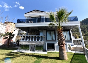 3+1 villa in the center of Alanya