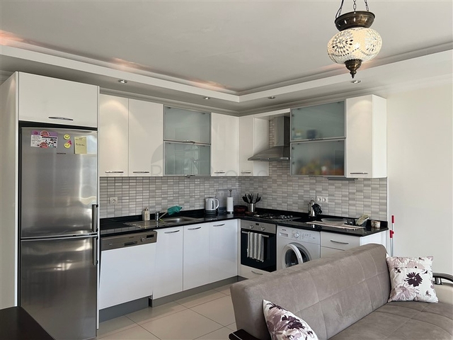 2+1 apartment in Avsallar district 