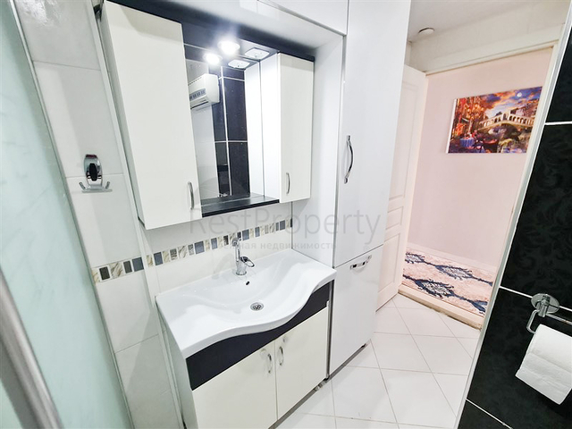 Bright and spacious apartment in the European area of Tosmur