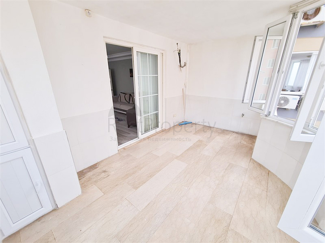 Bright and spacious apartment in the European area of Tosmur