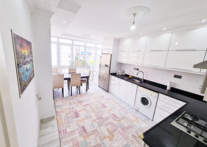 Bright and spacious apartment in the European area of Tosmur