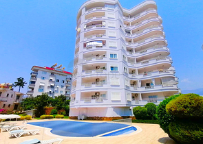 Bright and spacious apartment in the European area of Tosmur