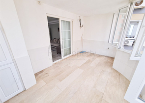 Bright and spacious apartment in the European area of Tosmur