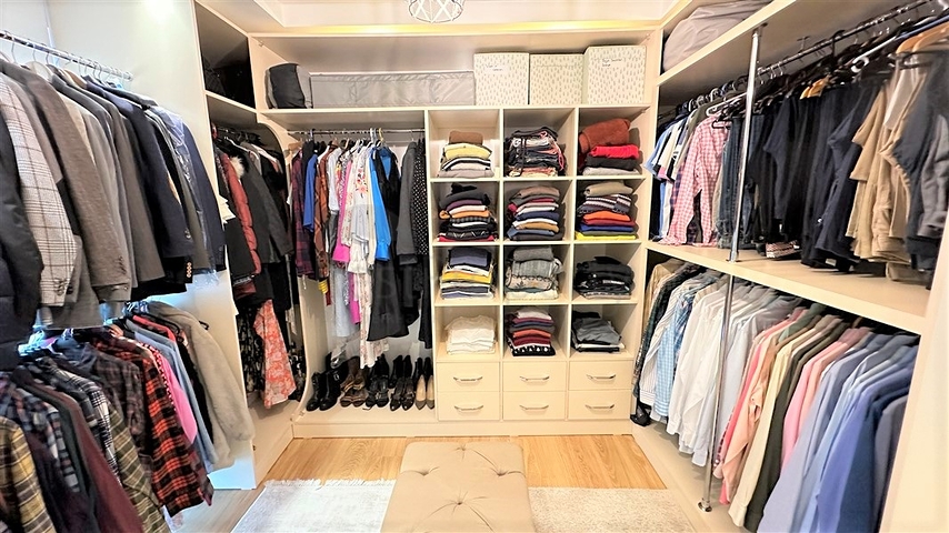 Spacious apartment with designer renovation