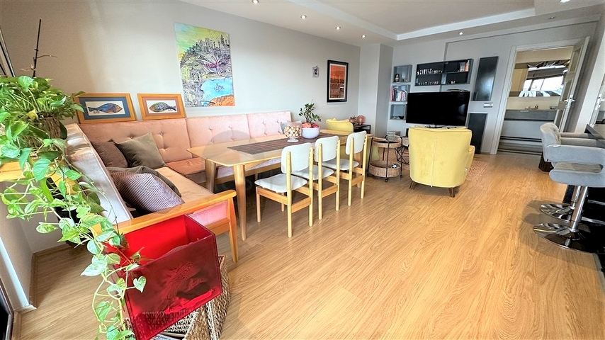 Spacious apartment with designer renovation