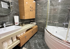 Spacious apartment with designer renovation