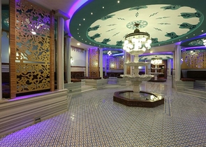 Spacious apartment with designer renovation