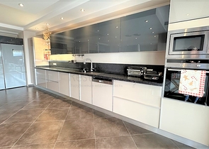 Spacious apartment with designer renovation