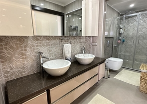 Spacious apartment with designer renovation