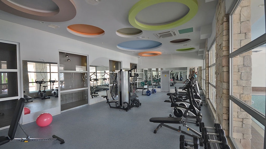 Spacious 4+1 apartment in Avsallar district