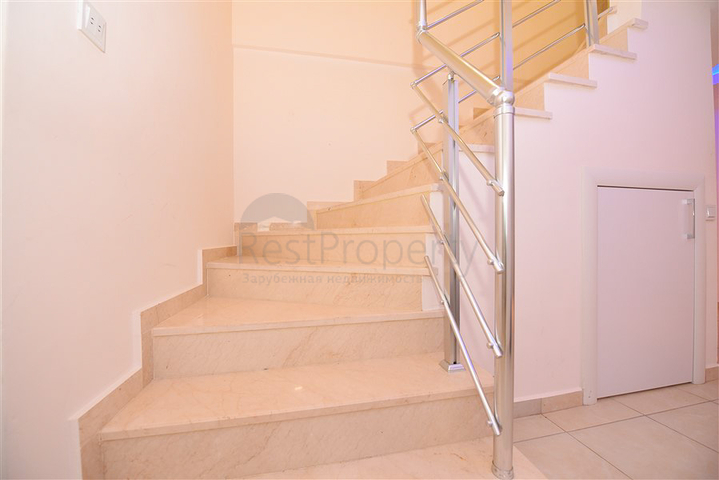 Spacious 4+1 apartment in Avsallar district