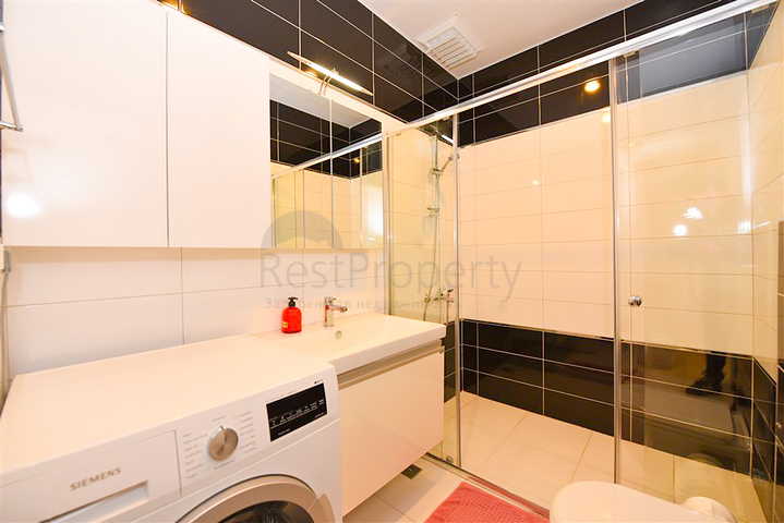 Spacious 4+1 apartment in Avsallar district