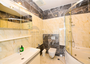 Spacious 4+1 apartment in Avsallar district