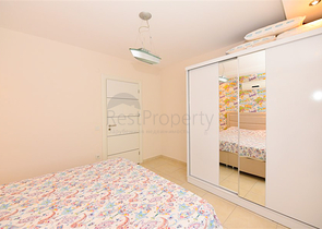 Spacious 4+1 apartment in Avsallar district