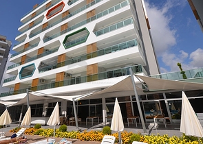 Spacious 4+1 apartment in Avsallar district