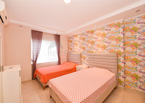 Spacious 4+1 apartment in Avsallar district