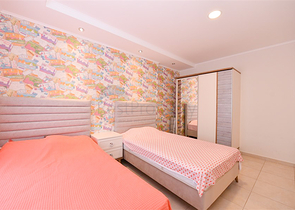 Spacious 4+1 apartment in Avsallar district