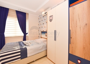 Spacious 4+1 apartment in Avsallar district