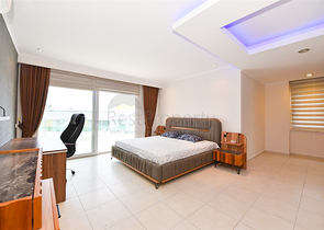 Spacious 4+1 apartment in Avsallar district