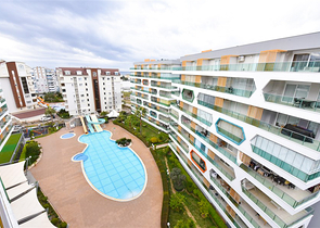 Spacious 4+1 apartment in Avsallar district