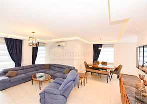 Spacious 4+1 apartment in Avsallar district