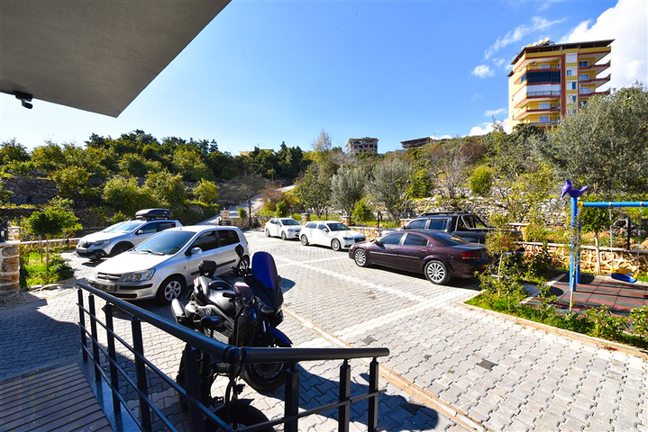 Spacious 4+1 penthouse in Cikcilli