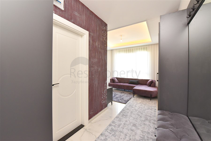 Spacious 4+1 penthouse in Cikcilli