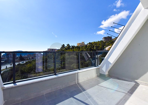 Spacious 4+1 penthouse in Cikcilli