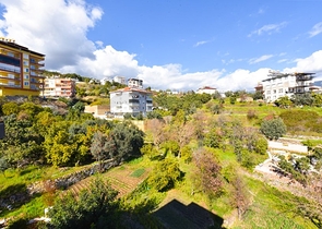 Spacious 4+1 penthouse in Cikcilli