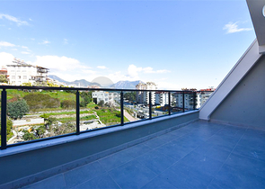 Spacious 4+1 penthouse in Cikcilli