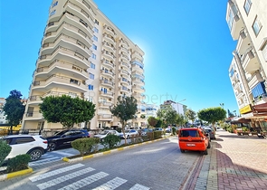 Spacious 2+1 apartment in Mahmutlar district