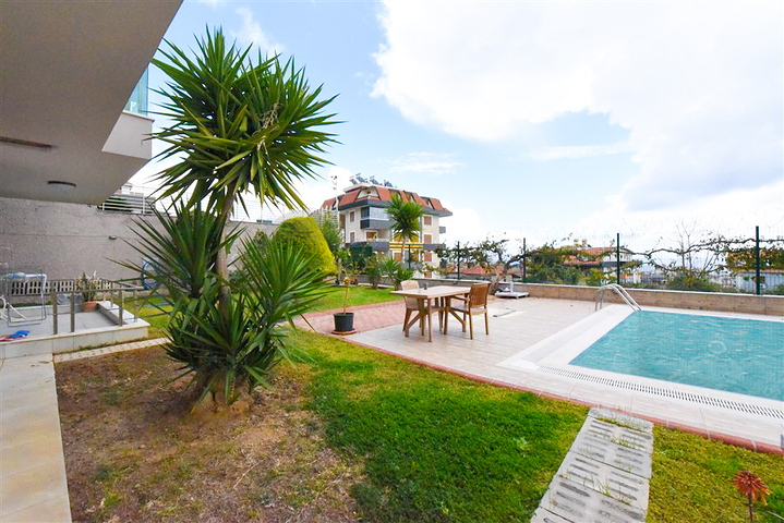 3+1 apartment for sale in the center of Alanya