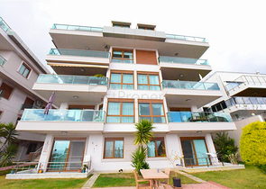 3+1 apartment for sale in the center of Alanya